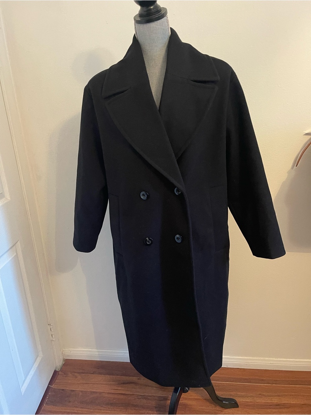 Old Navy Black Double-Breasted Pea Coat. Size Large